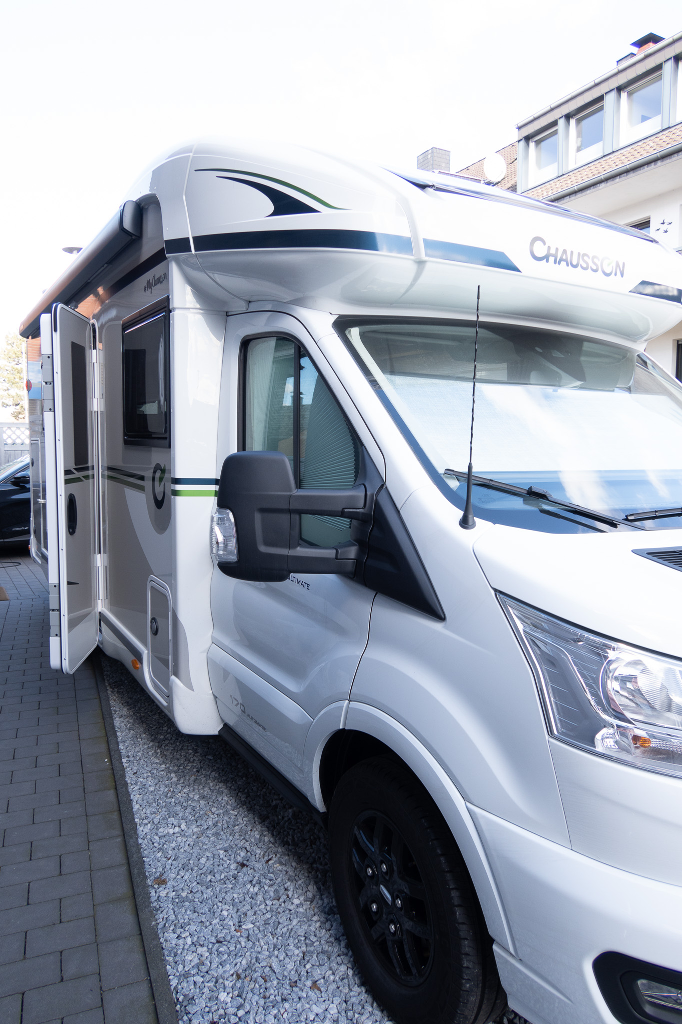 Chausson Titanium 720