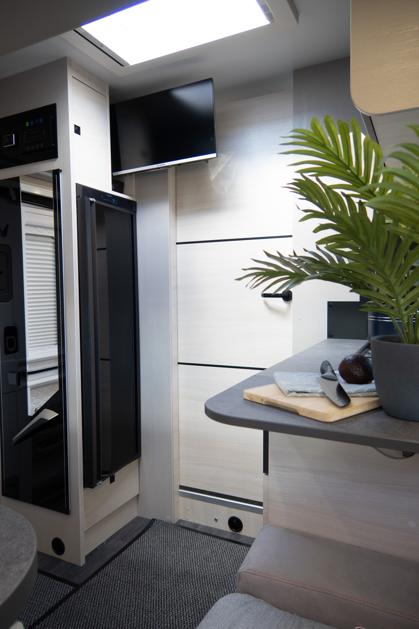 Chausson Titanium 720
